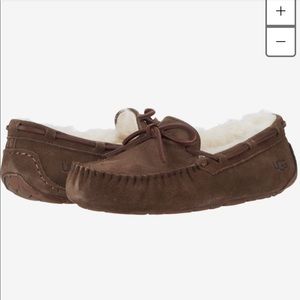 Ugg Dakota Moccasins